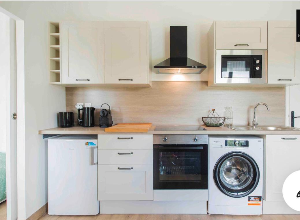 Cosy Loire, T2 Neuf, Front De Loire ,Vue Cathedrale,5Min A Pied Centre Ville Et Parking Prive Orleans Luaran gambar